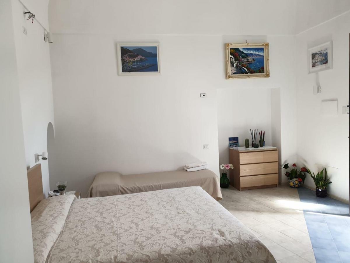 Lucy'S House - Comfortable Apartment In Amalfi Exteriör bild